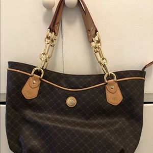 Rioni purse
